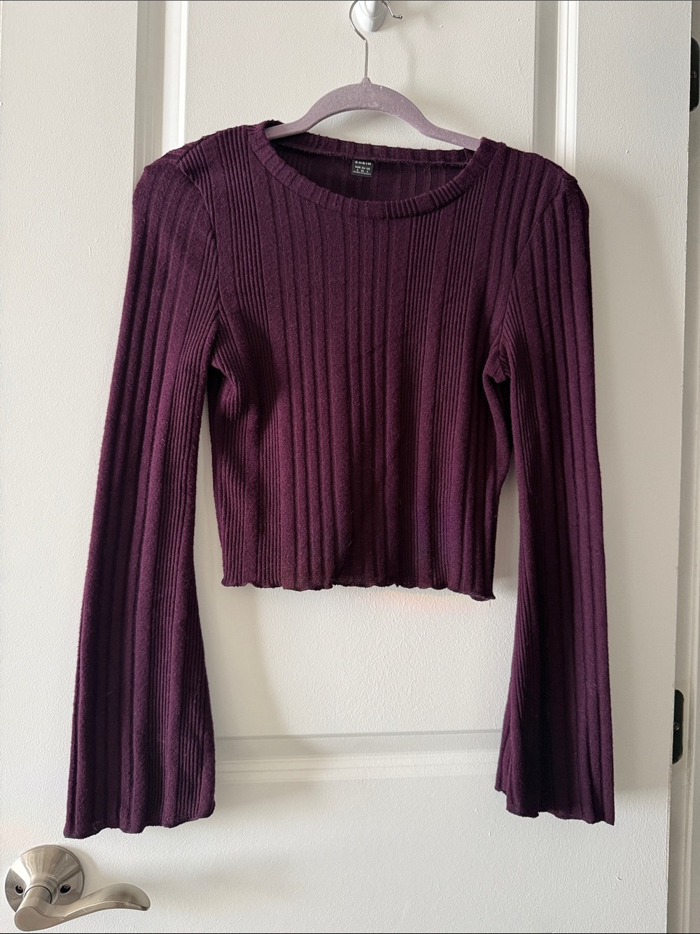 Ribbed Long-Sleeve Crop Top in Deep Plum